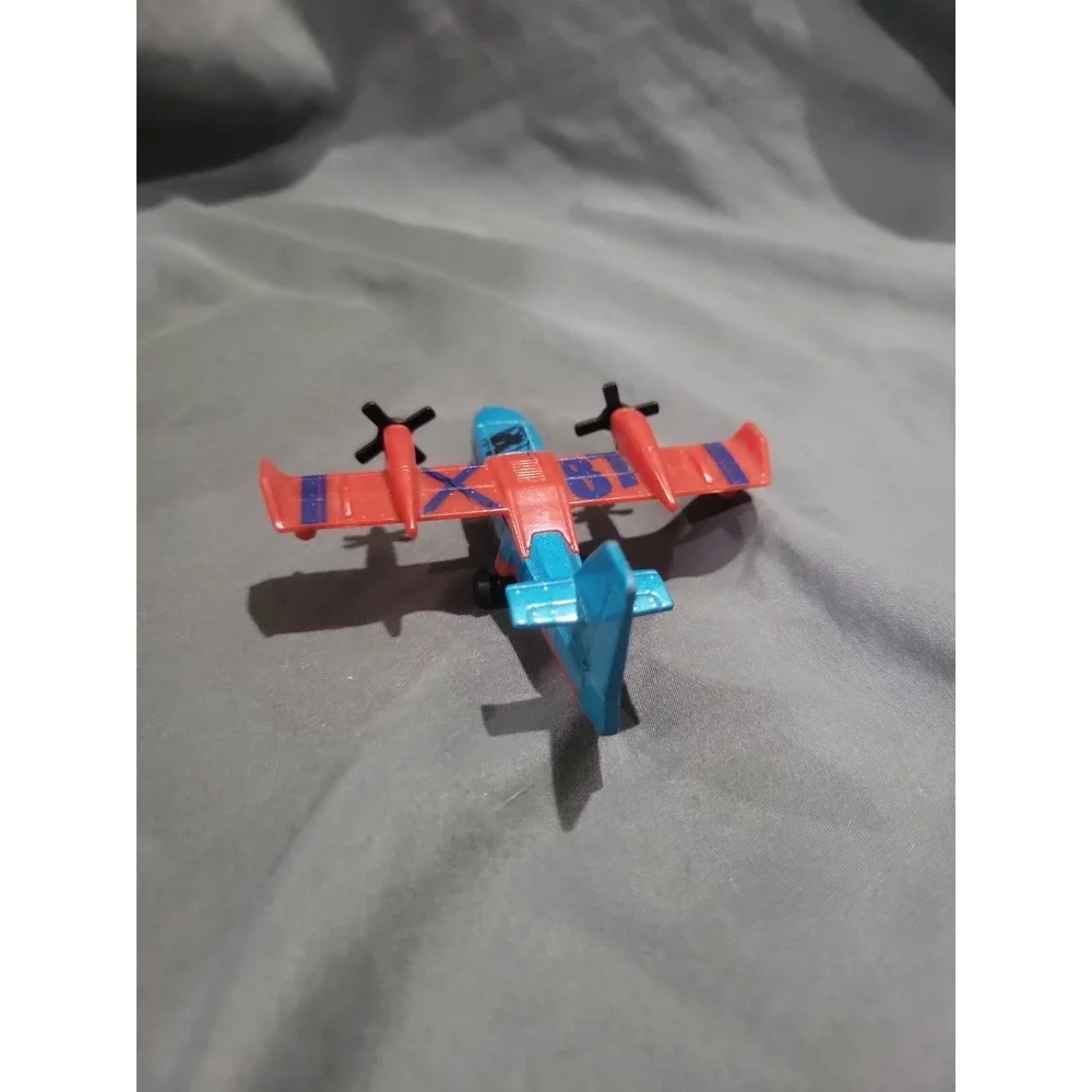 Matchbox 2009 Mattel SB-87 Model Plane Blaze Buster airplane diecast plastic